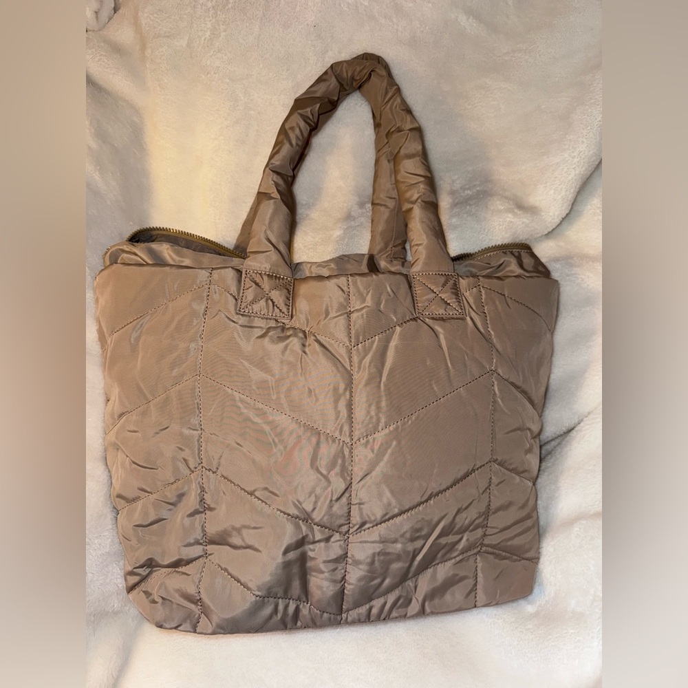 Urban Expressions Quilted Puffer Tote in Almond-Avery - NWOT